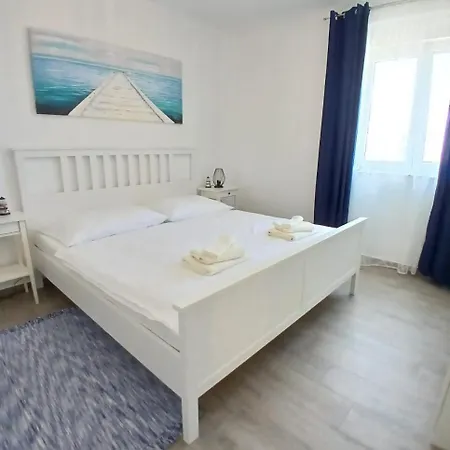 Antonella Apartman *