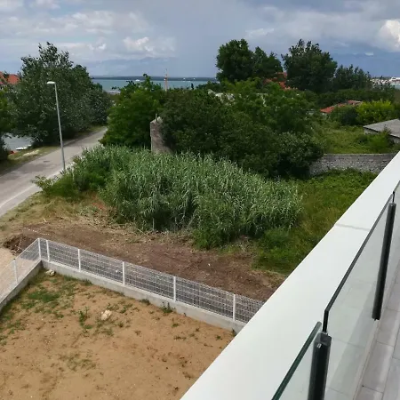 Antonella Apartman *