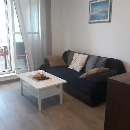 Antonella Apartment Nin
