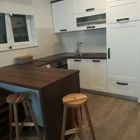 Antonella Apartment Nin