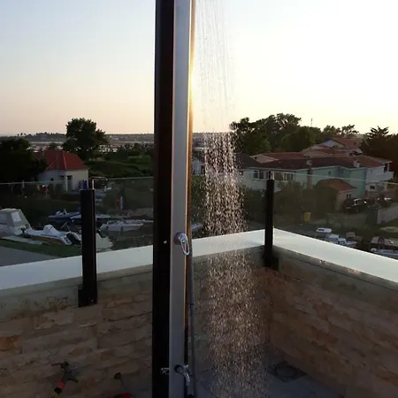 Antonella Apartment Nin
